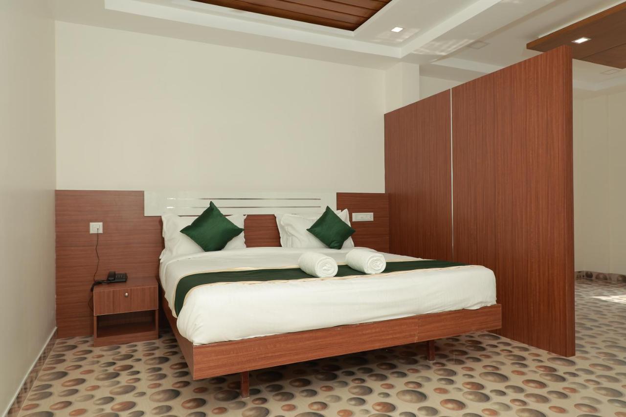 Delano Residency Hotel Kaliyal Eksteriør billede