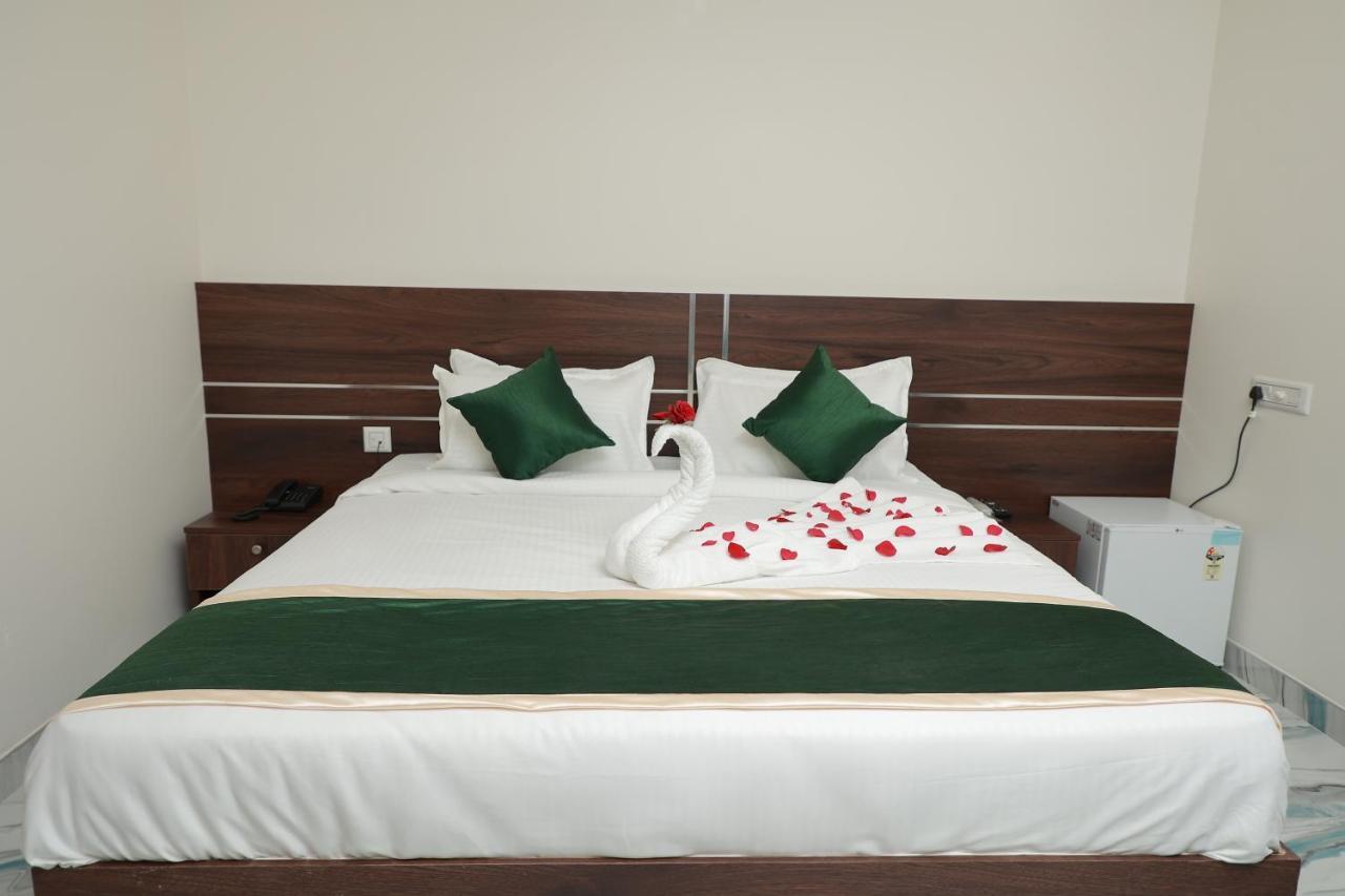 Delano Residency Hotel Kaliyal Eksteriør billede